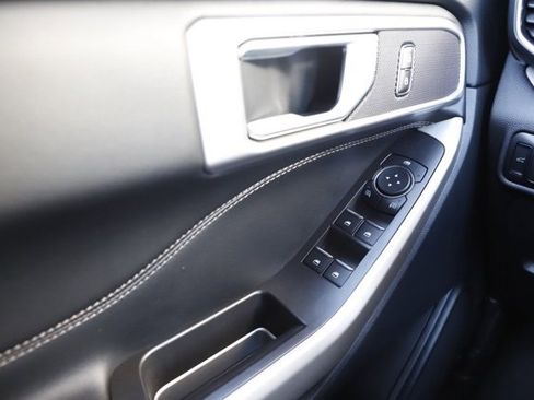 Used 2023 Ford Explorer XLT w/ Equipment Group 202A image 23