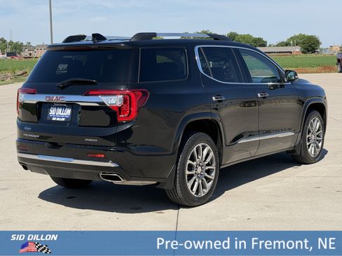 Used 2022 GMC Acadia Denali w/ Denali Ultimate Package AWD/4WD image 4