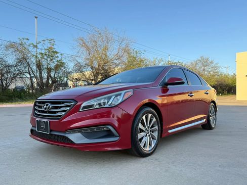 Used 2017 Hyundai Sonata Sport w/ Value Edition Package 02 FWD image 2