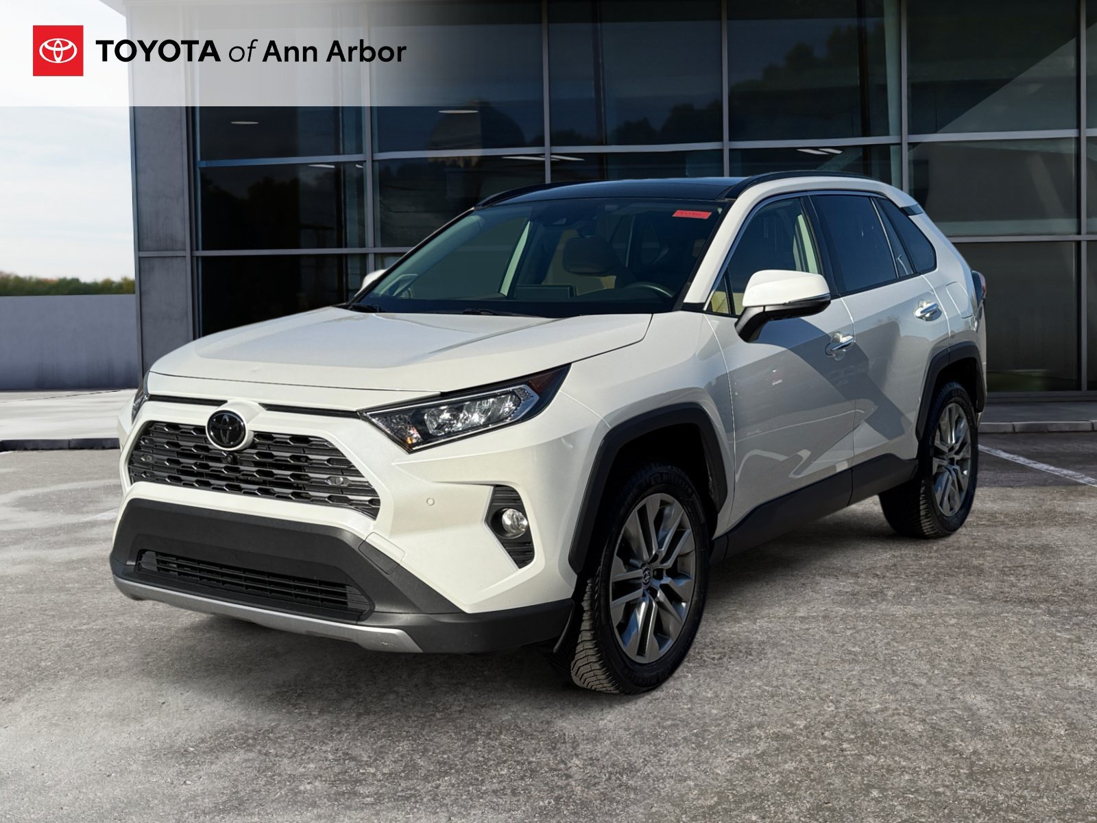 Used 2019 Toyota RAV4 Limited w/ Advanced Technology Package AWD/4WD image 9