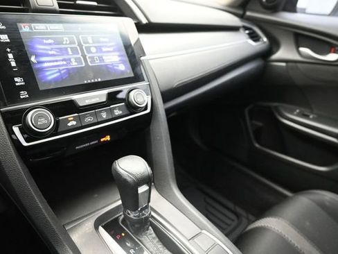 Used 2018 Honda Civic EX image 28