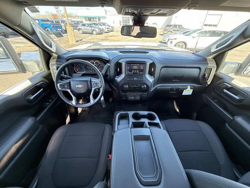 Used 2023 Chevrolet Silverado 2500 Custom w/ Custom Value Package image 20