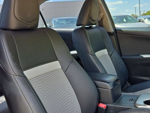 Used 2013 Toyota Camry SE FWD image 29