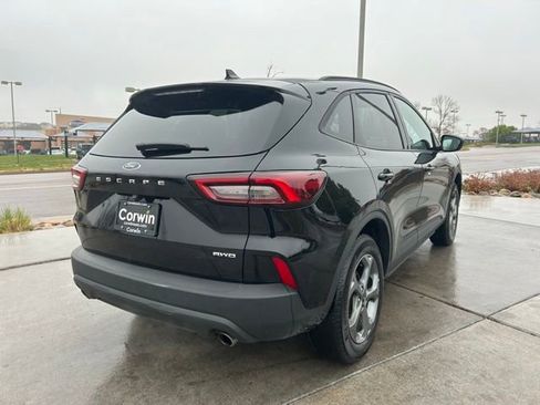 Used 2025 Ford Escape ST-Line AWD/4WD image 8