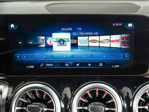 Certified 2023 Mercedes-Benz EQB 300 4MATIC image 21