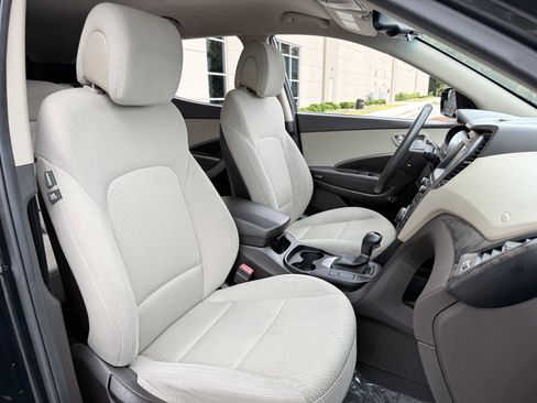 Used 2017 Hyundai Santa Fe Sport image 34