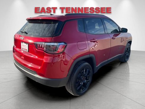 New 2026 Jeep Compass Latitude image 3