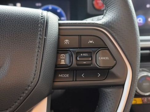 Used 2025 Toyota 4Runner TRD Sport Premium AWD/4WD image 19
