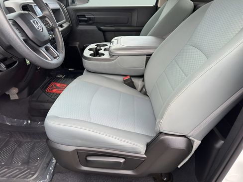 Used 2019 RAM 1500 Tradesman w/ Popular Equipment Group RWD image 10