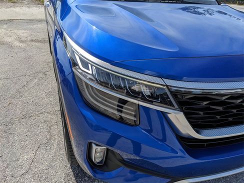 Certified 2023 Kia Seltos SX w/ SX Sunroof Package image 12