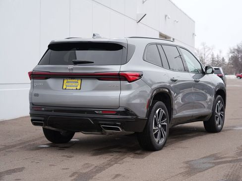 Used 2025 Buick Enclave Sport Touring image 3