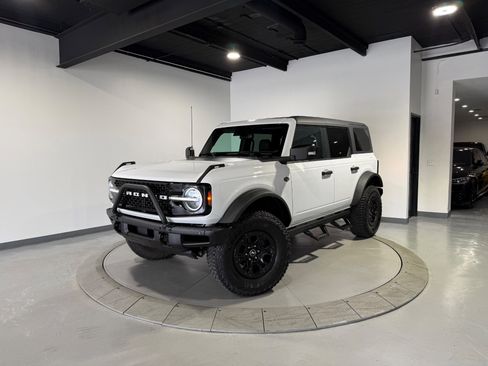 Used 2022 Ford Bronco Wildtrak AWD/4WD image 2