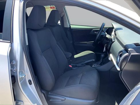 Used 2018 Toyota Corolla iM FWD image 9