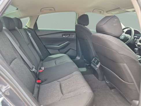 Certified 2025 Honda Accord LX image 18