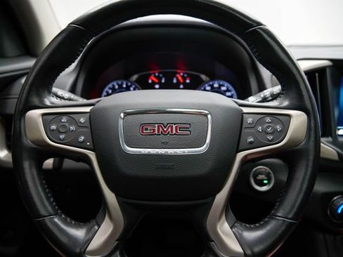 Used 2020 GMC Terrain Denali w/ Denali Premium Package FWD image 32