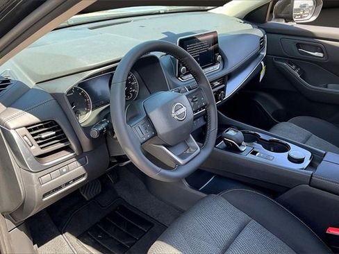 New 2026 Nissan Rogue SV image 7