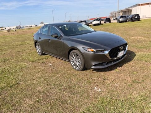 New 2026 MAZDA MAZDA3 2.5 S Sedan w/ Preferred Pkg image 3