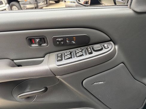 Used 2006 Chevrolet Silverado 2500 LT w/ Heavy-Duty Power Package AWD/4WD image 28