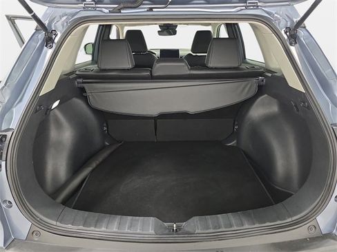 Certified 2024 Toyota Corolla Cross XLE image 31