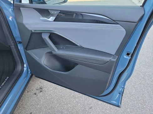 New 2026 Volkswagen Tiguan SE AWD/4WD image 31