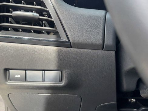 New 2026 Nissan Sentra SV image 28