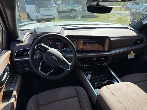 New 2025 Chevrolet Suburban High Country w/ Sun And Tow Package image 13