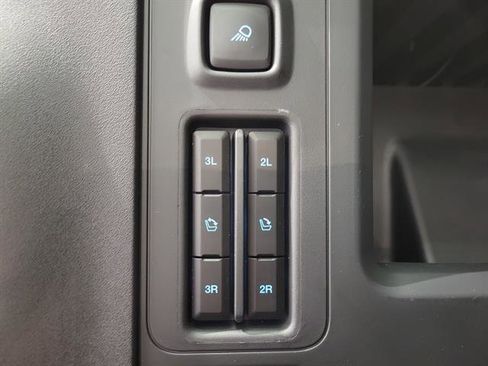 New 2025 Ford Expedition Max Platinum w/ Stealth Performance Package image 10