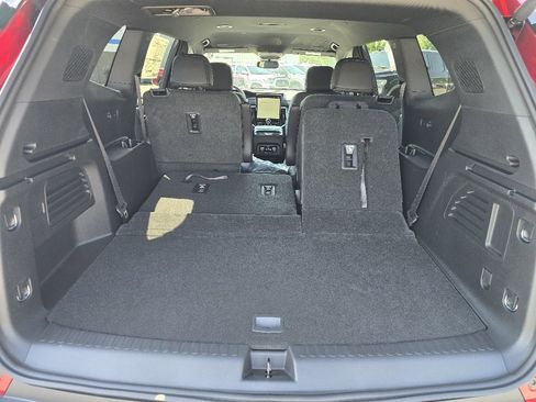 New 2025 GMC Acadia Elevation w/ Elevation Premium Package image 21