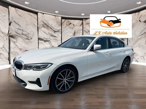 Used 2019 BMW 330i xDrive Sedan w/ Convenience Package AWD/4WD image 10