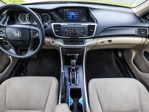 Used 2013 Honda Accord EX image 25