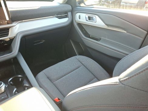 New 2026 Ford Explorer Active image 11