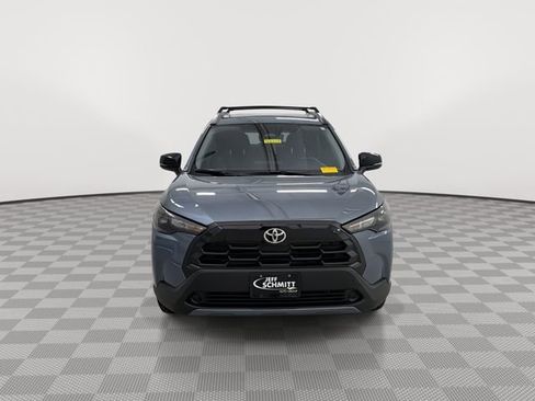 Used 2026 Toyota Corolla Cross LE w/ Moonroof Package FWD image 3