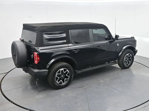 Used 2023 Ford Bronco Outer Banks image 24