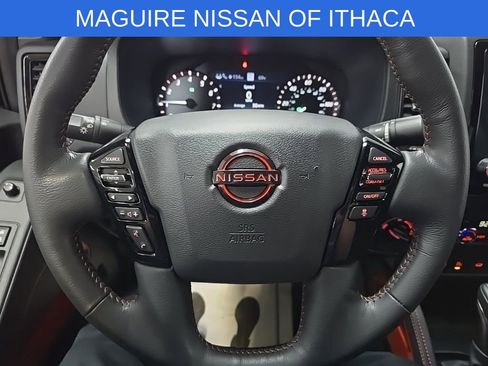 Used 2023 Nissan Frontier PRO-4X w/ Pro Convenience Package image 18