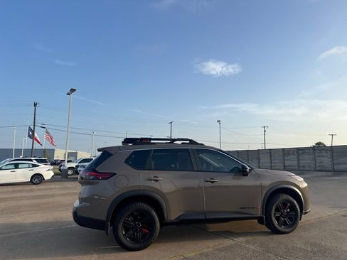 Certified 2025 Nissan Rogue SV w/ Rock Creek Premium Package AWD/4WD image 21