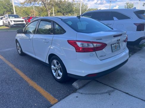 Used 2013 Ford Focus SE FWD image 8