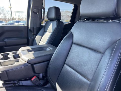 Used 2023 Chevrolet Silverado 1500 Custom AWD/4WD image 8