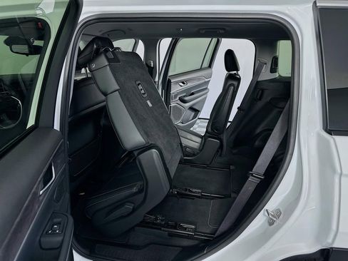 Used 2022 Jeep Grand Cherokee L Limited image 33