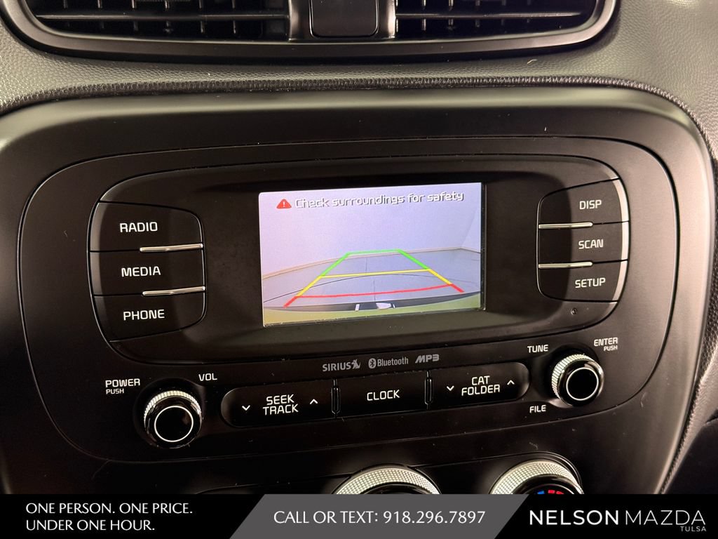 Used 2016 Kia Soul + FWD image 30