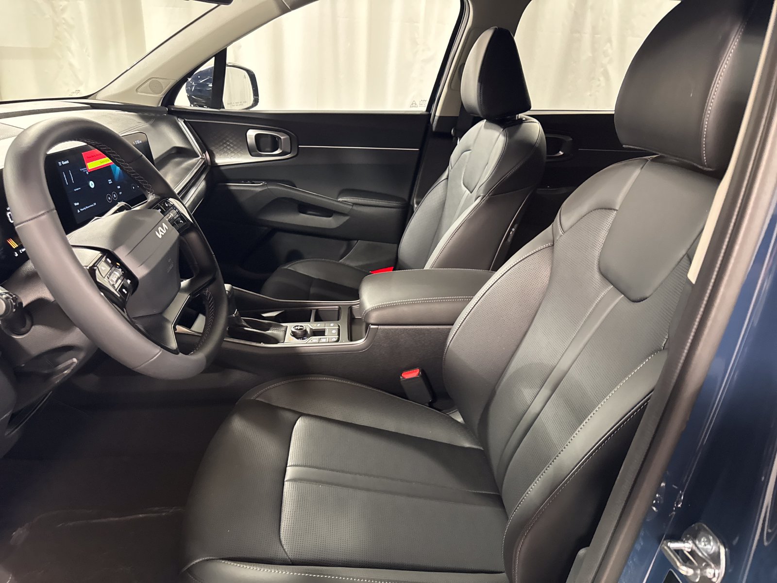 New 2026 Kia Sorento EX AWD/4WD image 3