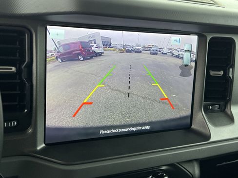 Used 2024 Ford Bronco Big Bend image 19