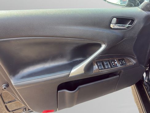 Used 2009 Lexus IS 250 AWD image 9