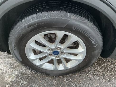 Used 2022 Ford Escape SE image 11