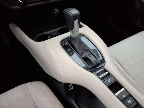 Used 2023 Honda HR-V LX image 22
