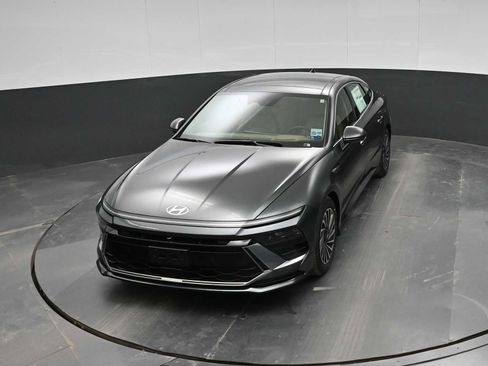 New 2026 Hyundai Sonata Limited FWD image 29