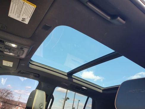 Certified 2023 GMC Yukon AT4 w/ AT4 Premium Package image 38