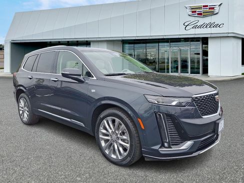 Certified 2023 Cadillac XT6 Premium Luxury w/ Technology Package image 7