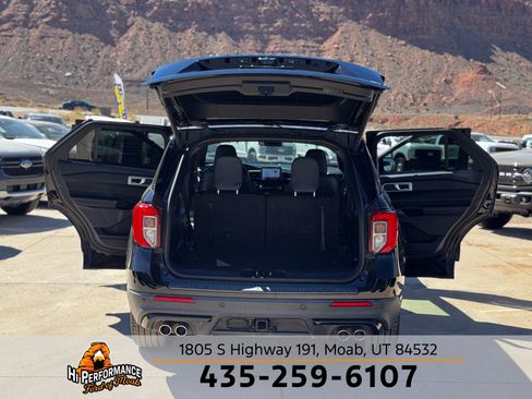 Used 2022 Ford Explorer ST w/ ST Street Pack image 54