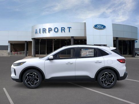 New 2026 Ford Escape Platinum image 3