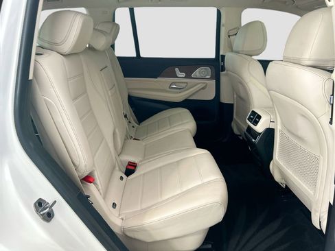 Used 2021 Mercedes-Benz GLS 450 4MATIC image 21